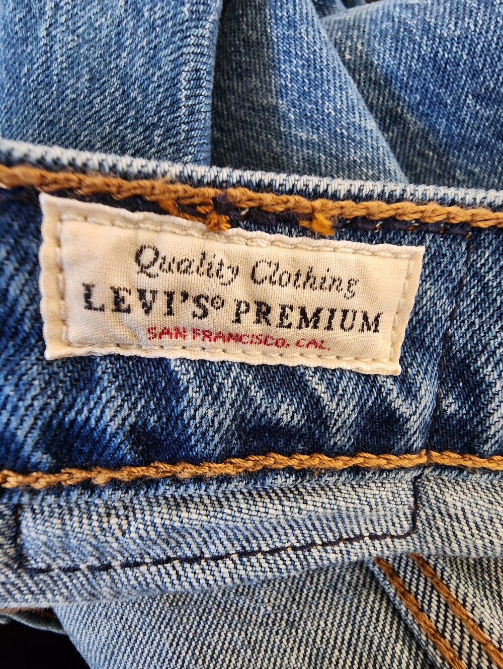 Ribcage Levi's Medium Blue Wide-Leg High-Rise Jeans - Picture 8 of 10